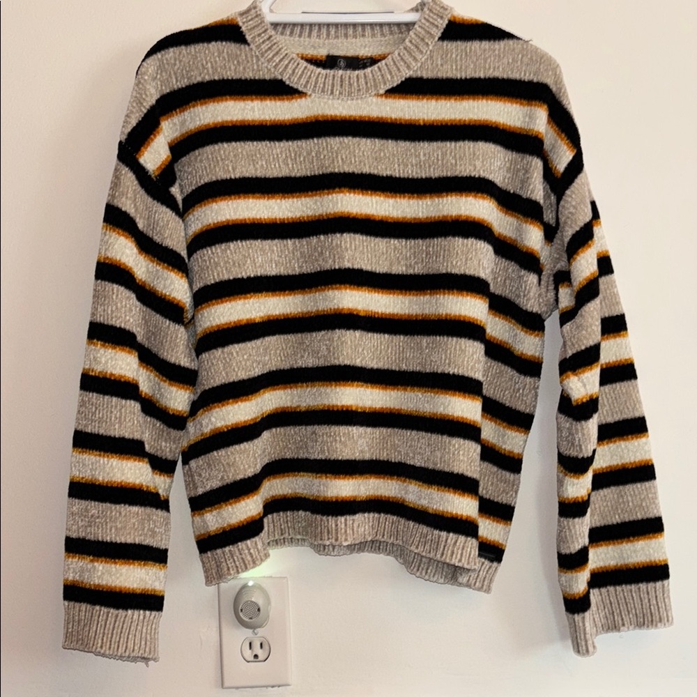 Volcom Bubble Tea Cropped Crew Neck Sweater in Bone, Size M - Picture 3 of 16